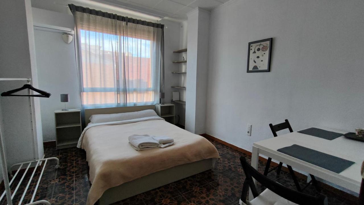 Pension Benavente Ap-7 3Min Coche Playa 5 Min Self Check-In 24H Монкофар Екстер'єр фото