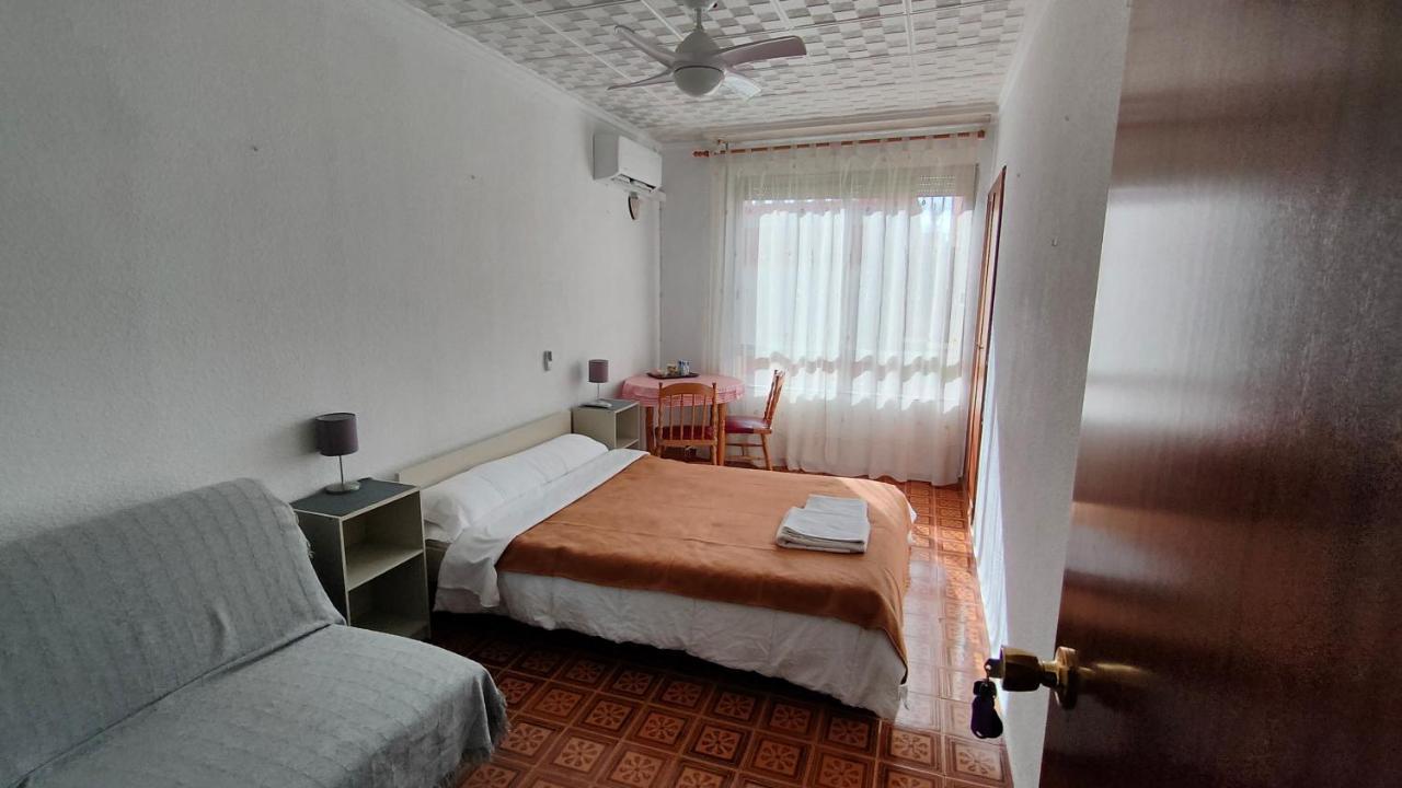 Pension Benavente Ap-7 3Min Coche Playa 5 Min Self Check-In 24H Монкофар Екстер'єр фото
