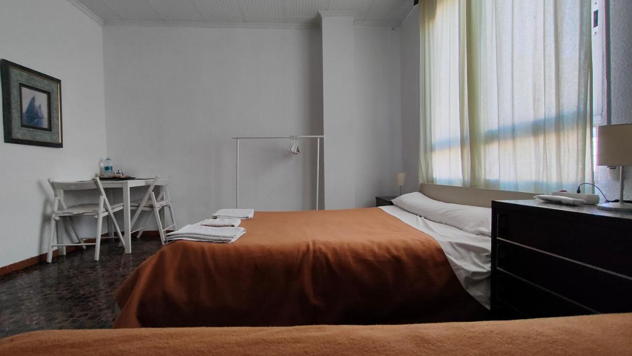 Pension Benavente Ap-7 3Min Coche Playa 5 Min Self Check-In 24H Монкофар Номер фото